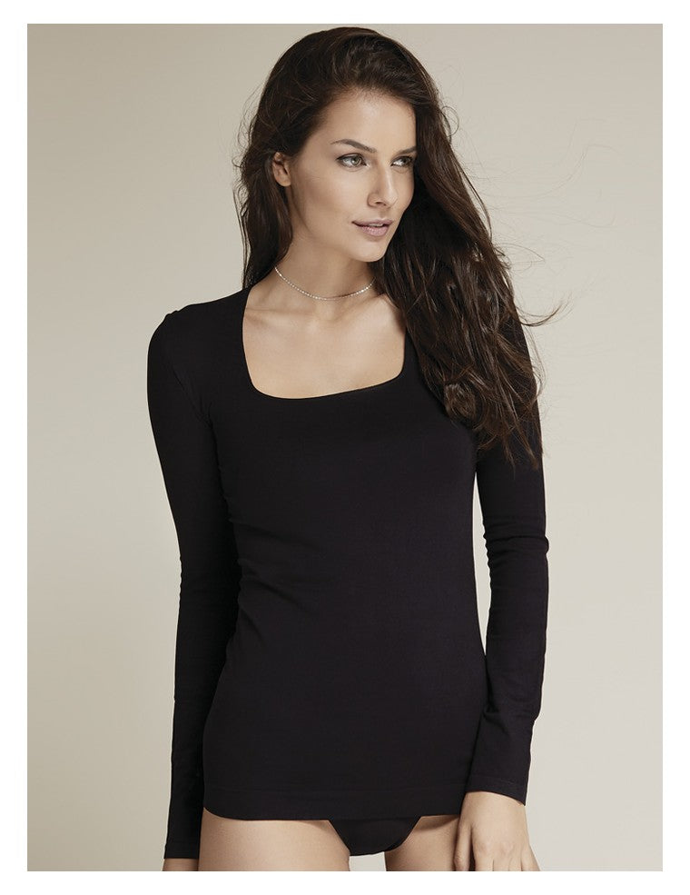 Basic Shirt - Quadratischer Ausschnitt