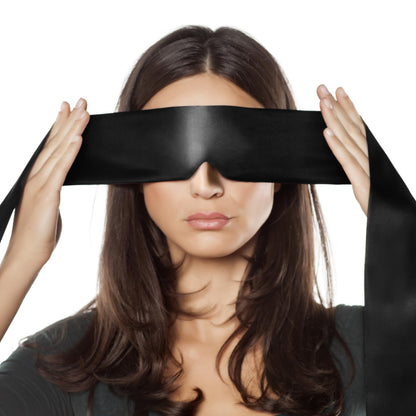 Satin-Schlafmaske – bequeme Augenmaske für Damen und Herren, weich, Schatten für Nacht, Schlafen, Reisen, Meditation, reines Schwarz, Geschenk zum Jahrestag, Geburtstag, 160 cm