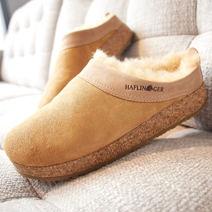 HAFLINGER Lammfellclog Snowbird Filzpantoffel Hausschuh Dunkelbraun (Kaffee 65), Gr 46